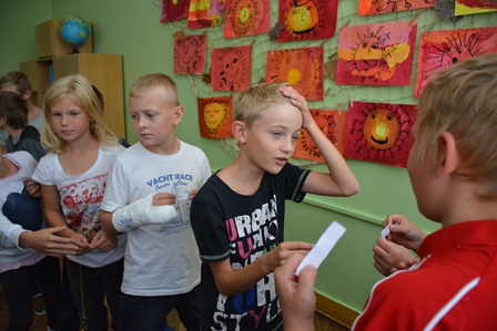 2015_09_16_přírodověda_hra_Sluneční_soustava_04