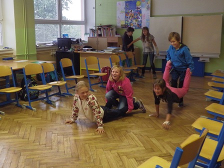 2015_09_23_třídnická_hodina_přechod_řeky_04