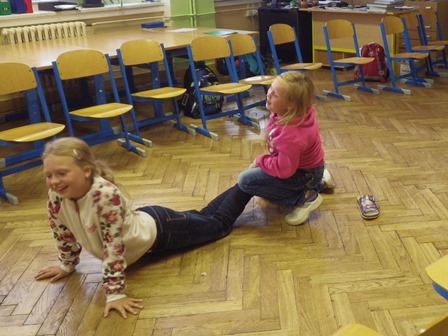 2015_09_23_třídnická_hodina_přechod_řeky_05
