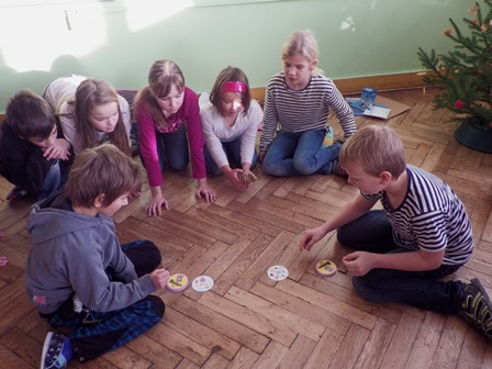 2015_12_18_07_hrajeme_novou_hru_01